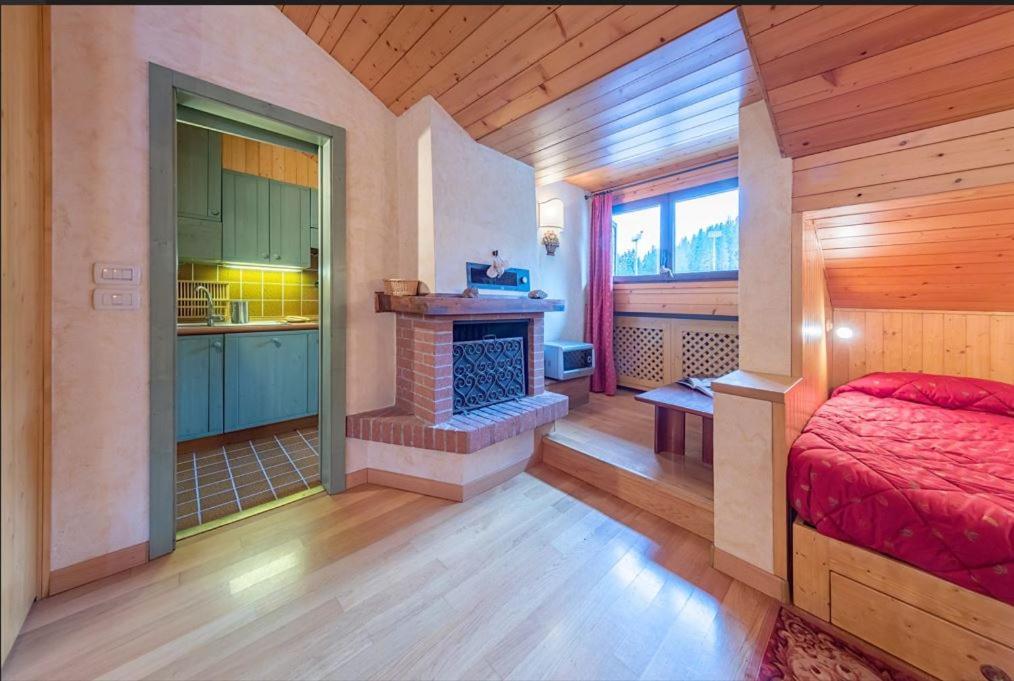 Deliziosa Mansarda Ai Piedi Della Pista 3Tre Apartment Madonna di Campiglio Exterior photo